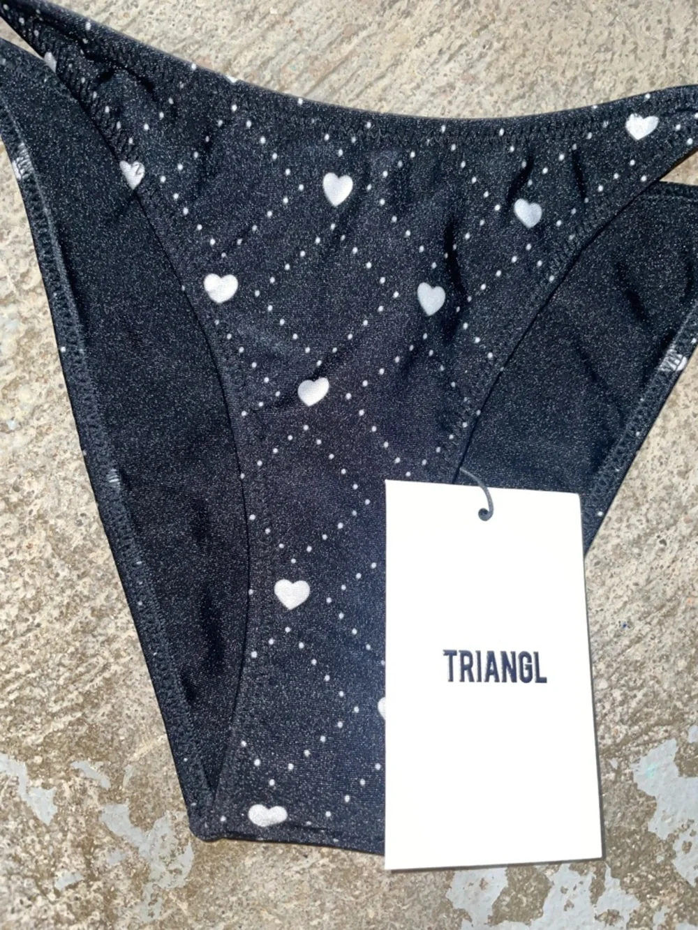 triangl swimwear Black Heart Print Triangle Bikini top and bottoms - Picture 12 of 12